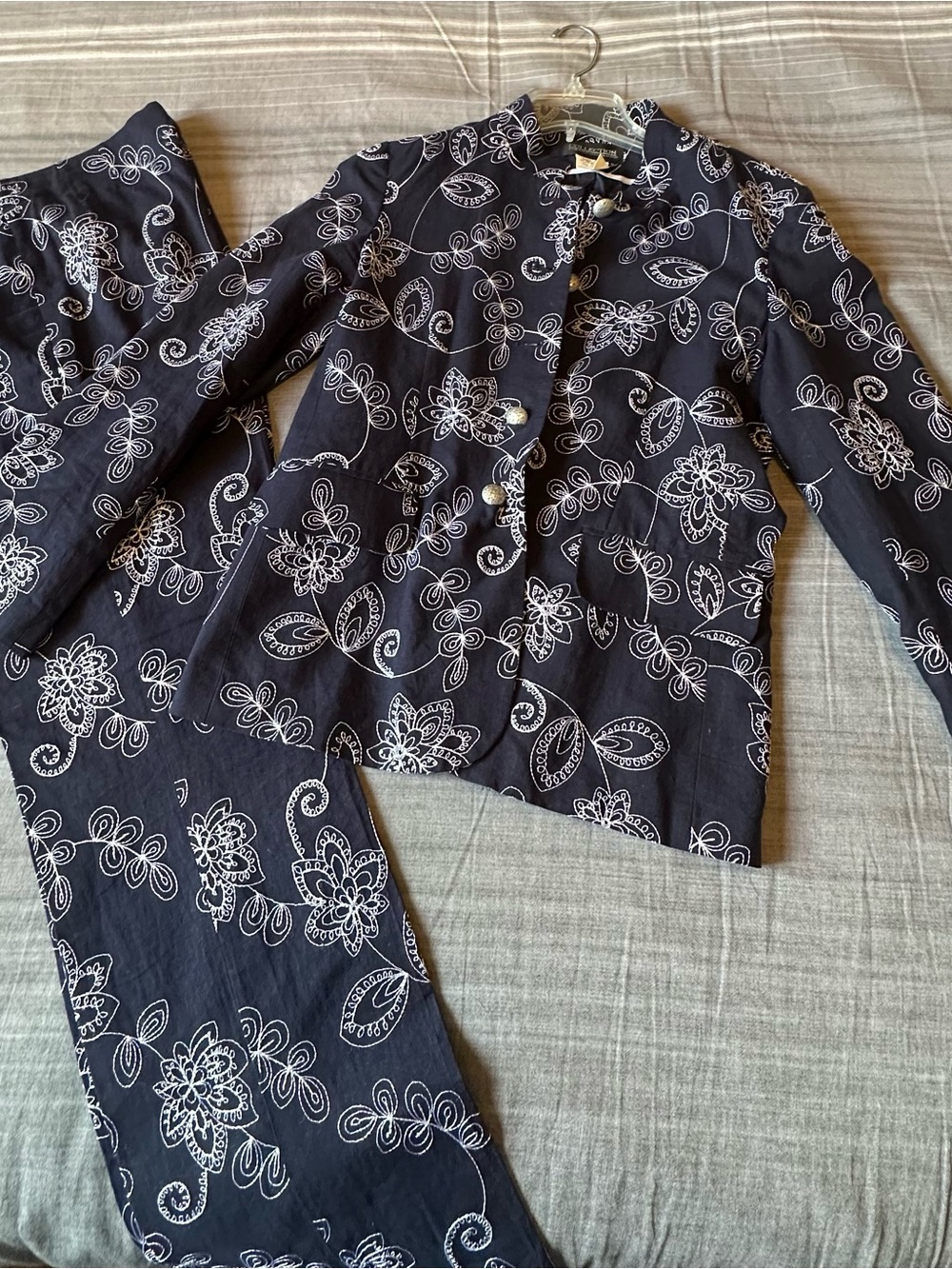 Harve Benard Navy and White Floral Blazer Jacket and Pant Suit